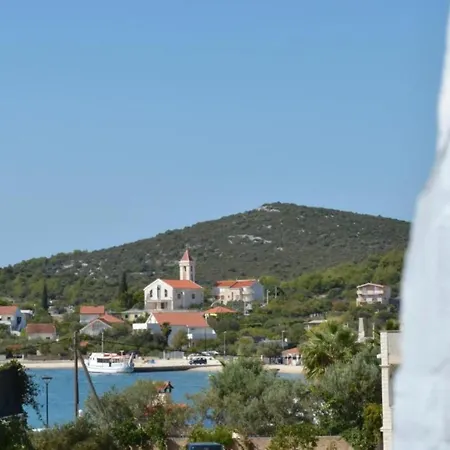 Nina - One Bedroom With Balcony A2 Appartamento